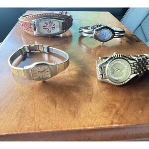 Lot of 4 Vintage Women's Watches – Fossil, Armitron, Pulsar,‎ Acqua Japan
